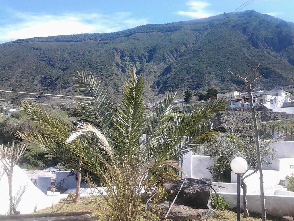 Case Vacanze Villa Lory Malfa  Exterior foto