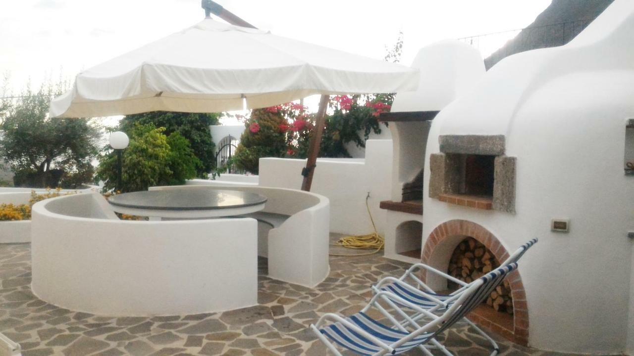 Case Vacanze Villa Lory Malfa  Exterior foto